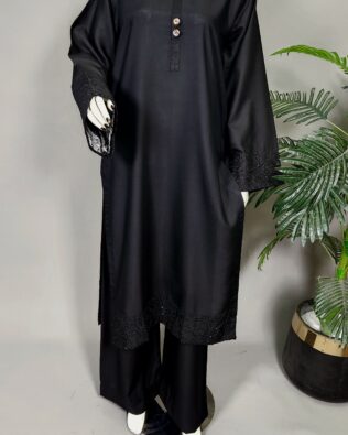 30772 Jaguar Black Solid 2pc