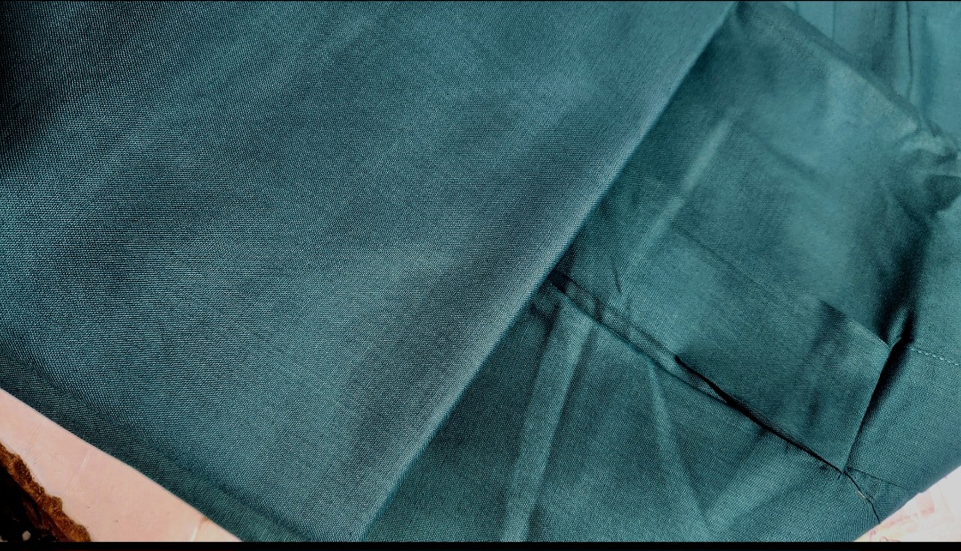 Screenshot_20251209_215530_Gallery