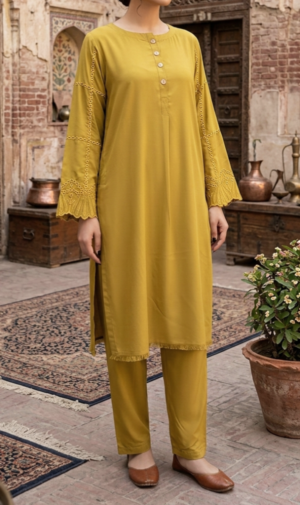 30858 RTR  Turmericlow Crepe 2pc