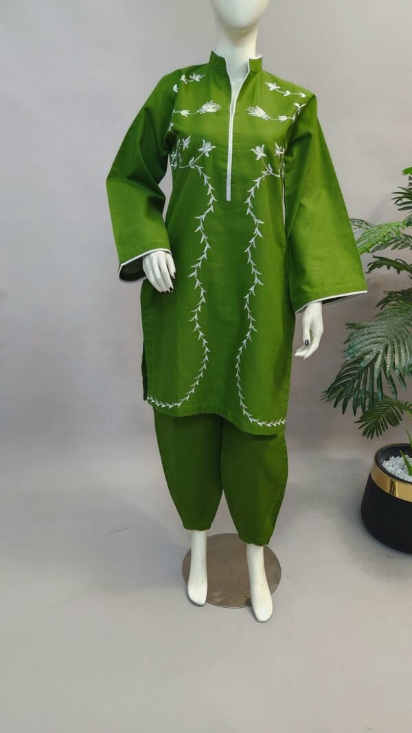30508  Sale Pear Deep Green Khaddar 2pc