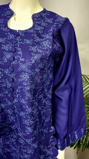 30770 Berry Navy Emb 2pc