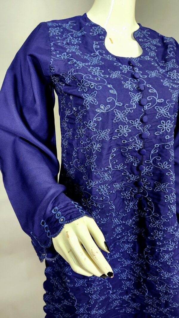 20251005_211448-scaled-1.jpg 30770 Berry Navy Emb 2pc