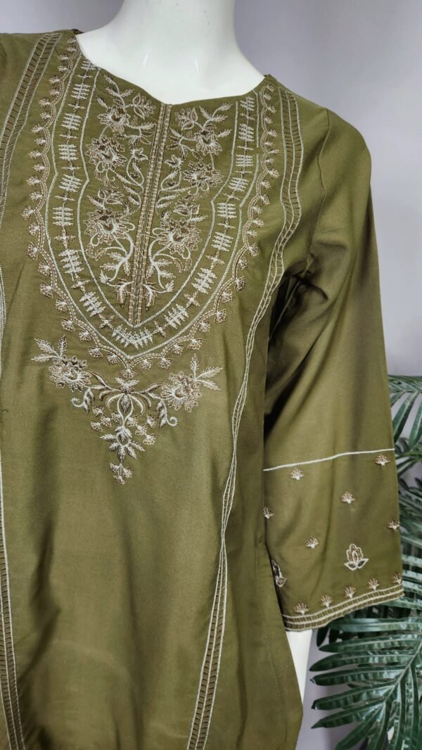 20251210_004340-scaled-1.jpg 30837 Armsage Emb 2pc