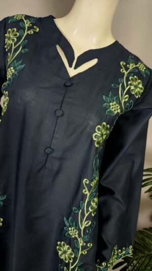 30839 RTR Khai Green Emb 2pc