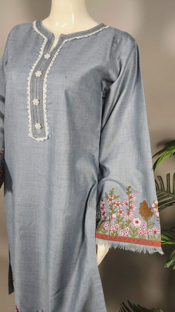 30784  Sale waterfall Aqua Emb 2pc