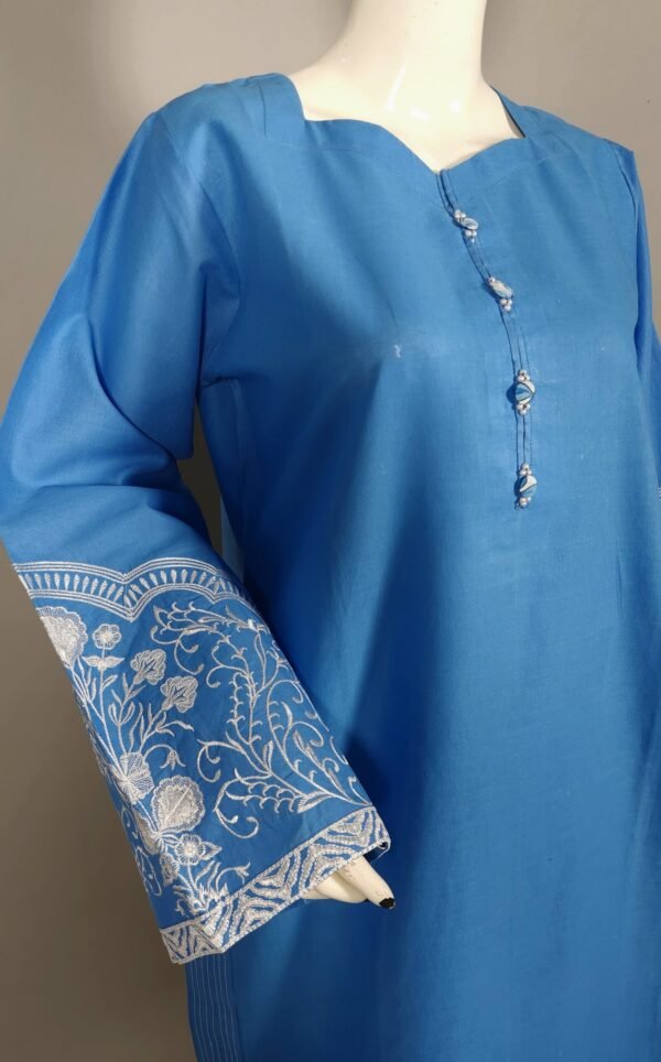 20260208_175947-scaled-1.jpg 30890 Defected Pacific Blue lawn 2pc
