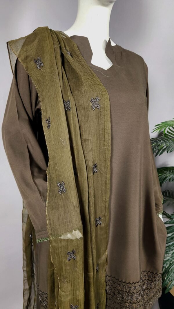 30895 Defected   Gorilaz Green 3pc