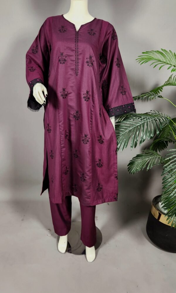 30916  Sharinda  Self  Emb 2pc