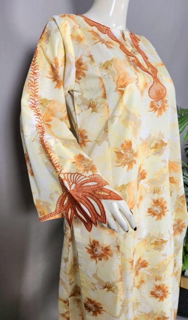 30929 Sale  Fire Print lawn 2pc