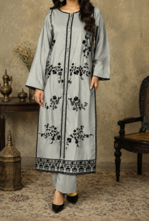 30846 Smoke Gray Emb 2pc