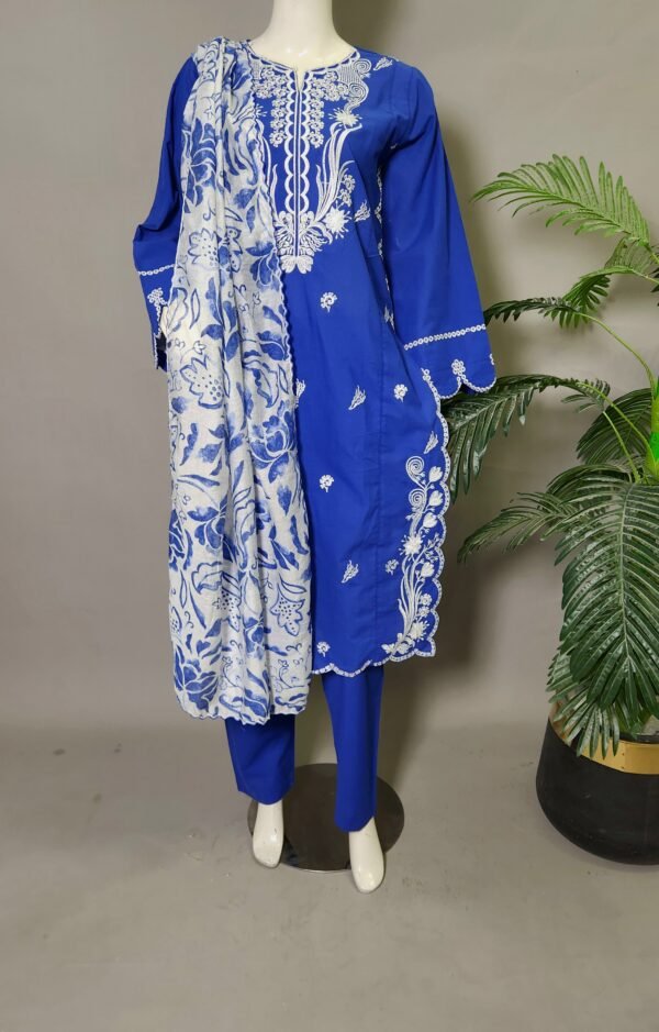 30936 Sale   Sharp Blue Lawn 3pc