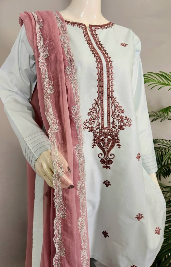 20260514_184648 30952 Asmpink Bareeza 3pc