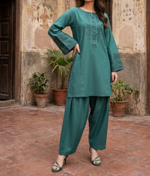 30974 Amazonland Green 2pc