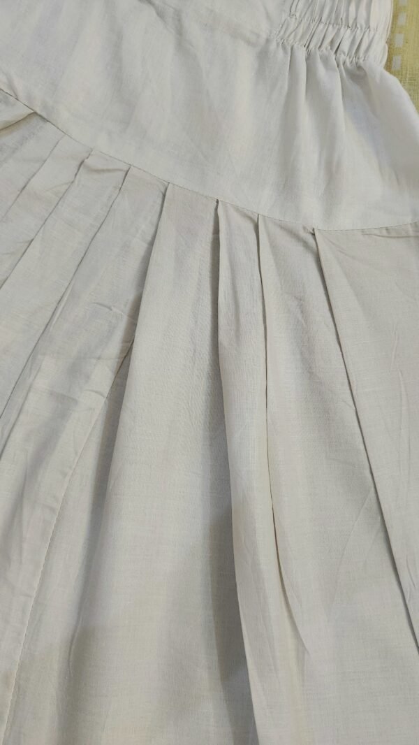 20260712_193017 30989 Dusty Moon White 2pc