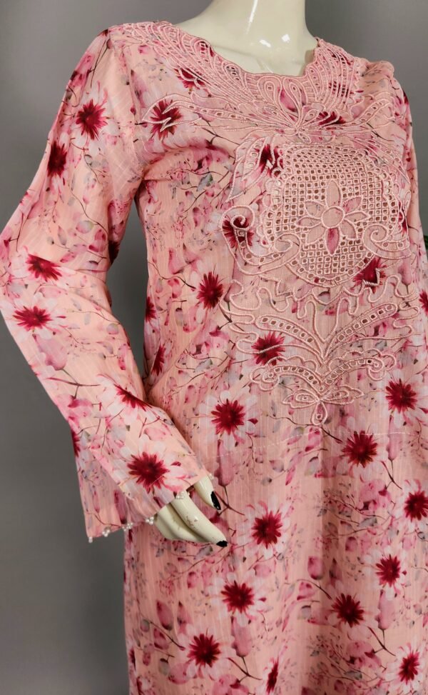 20260824_224557 31021 Pinky Phool 2pc