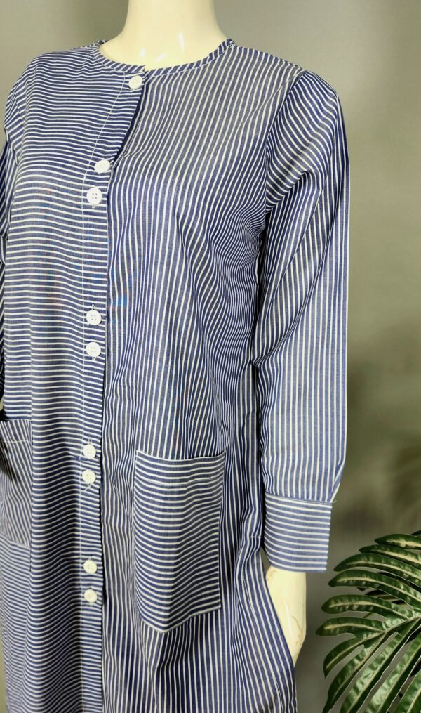 20260927_205502 30154 Blue Stripes Coord set